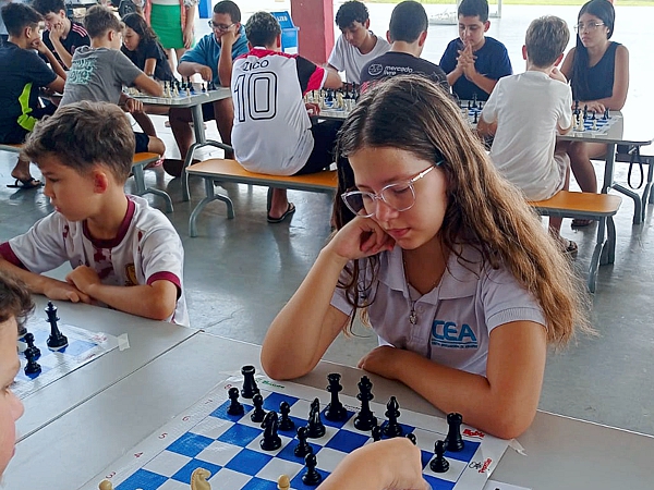 Jovens talentos brilham no tabuleiro: CEA se destaca na última etapa do CIMEX 2024