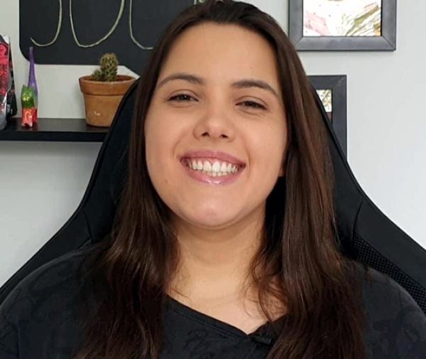 Durante a palestra Juliana deu dicas sobre a redação do Enem e explicou sobre os temas mais cobrados no exame. Foto: Divulgação