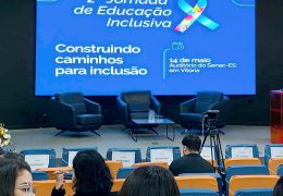 Evento reuniu educadores e especialistas para debater práticas inclusivas no ensino. Fotos: Divulgação.