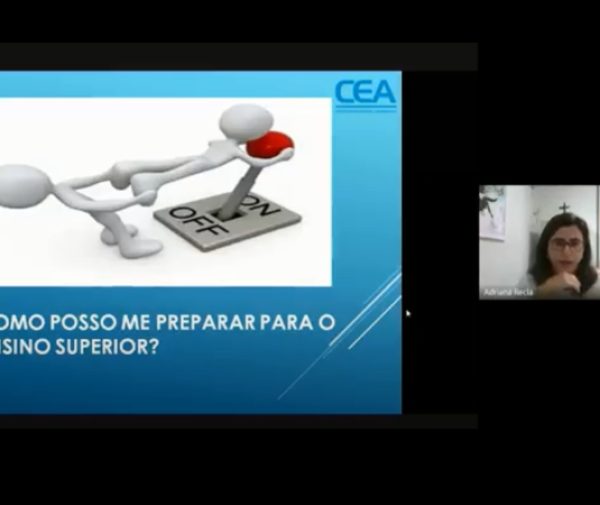 A palestrante deu dicas aos aluno de sobre o Ensino Superior. Foto: Divulgação