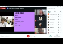 Estudante de Medicina conversa com alunos do Ensino Médio sobre o curso e sua grade curricular. Foto: Divulgação